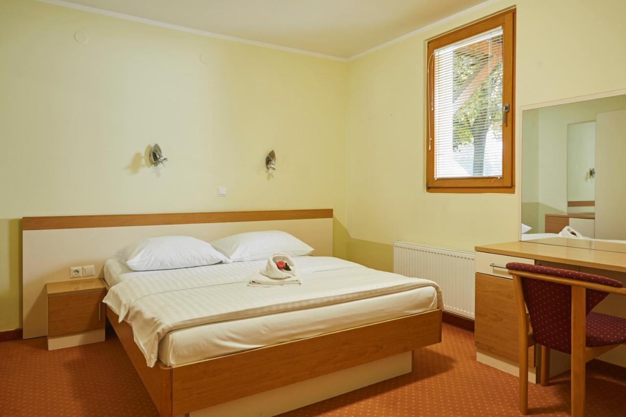 Thermal Apartments 伦达瓦 外观 照片