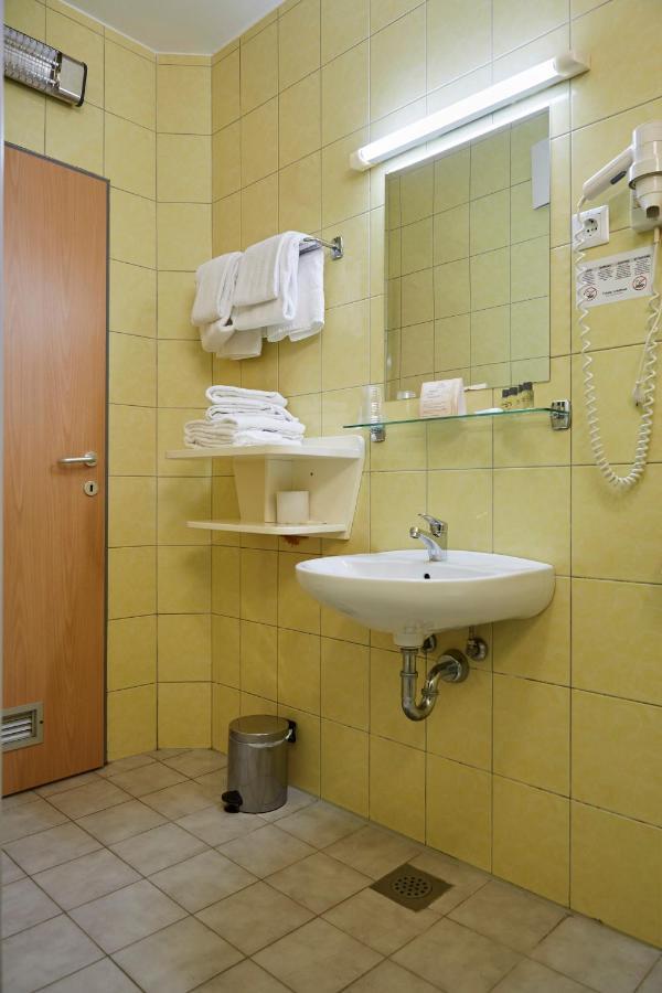 Thermal Apartments 伦达瓦 外观 照片